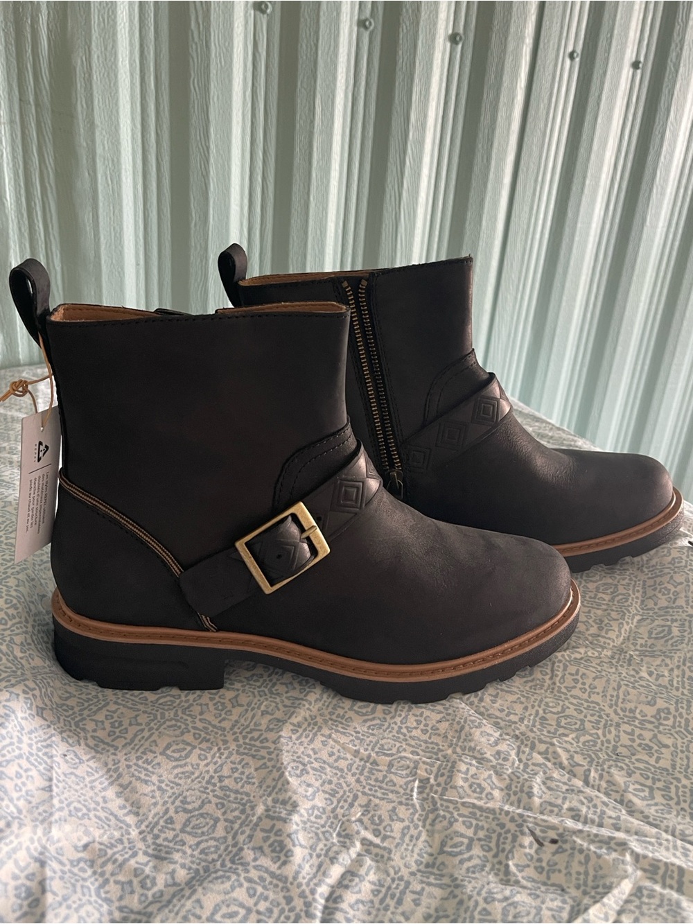 TEVA Rowena Brown Leather Ankle Boots with Buckle side Zip NEW